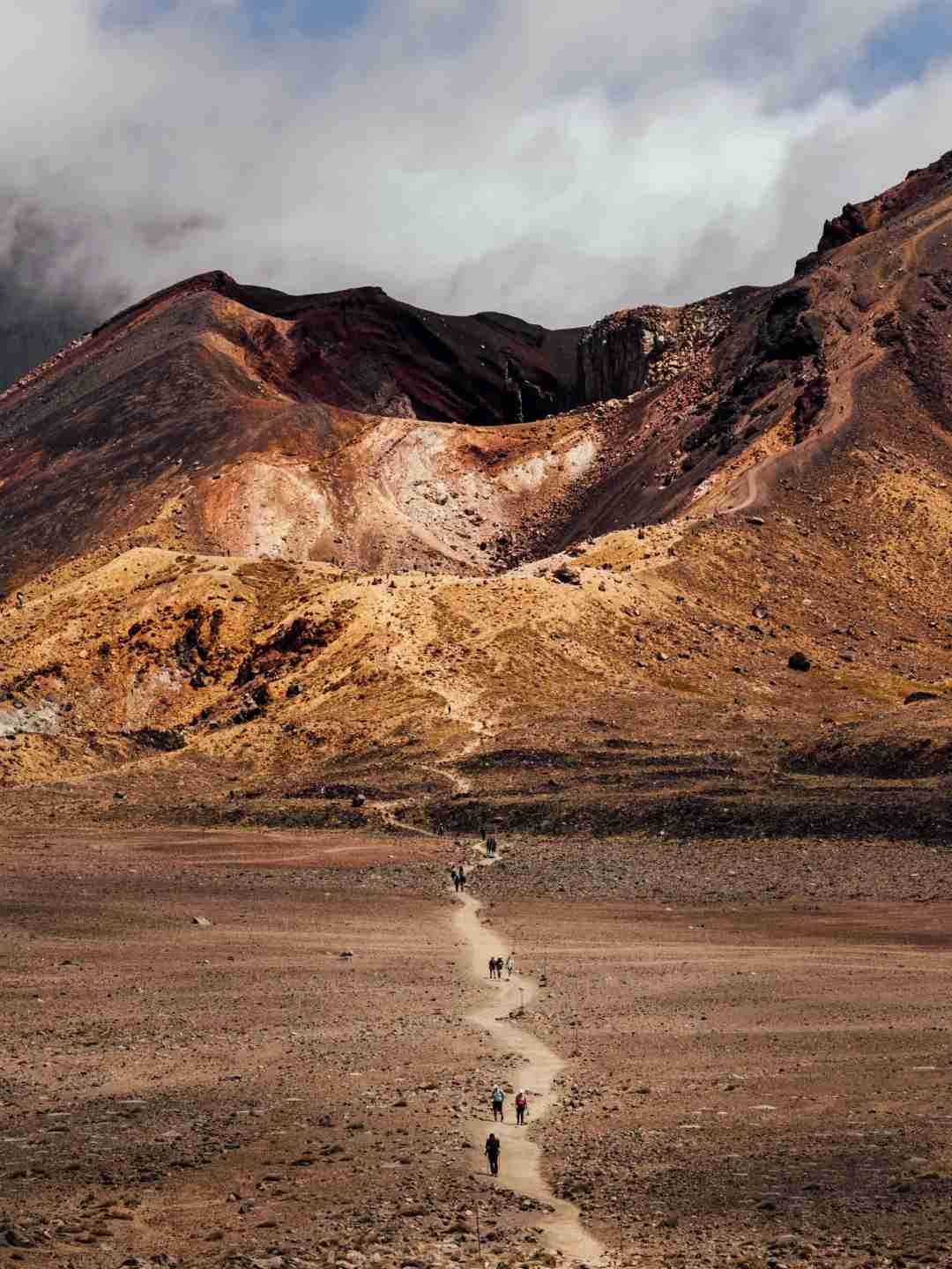 h Tongariro Alpine Crossing Adventure: Explore Volcanic Landscapes & Trails