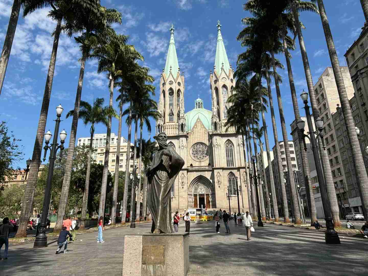 A Day of Running Around São Paulo Brazil | Explore São Paulo Running Routes