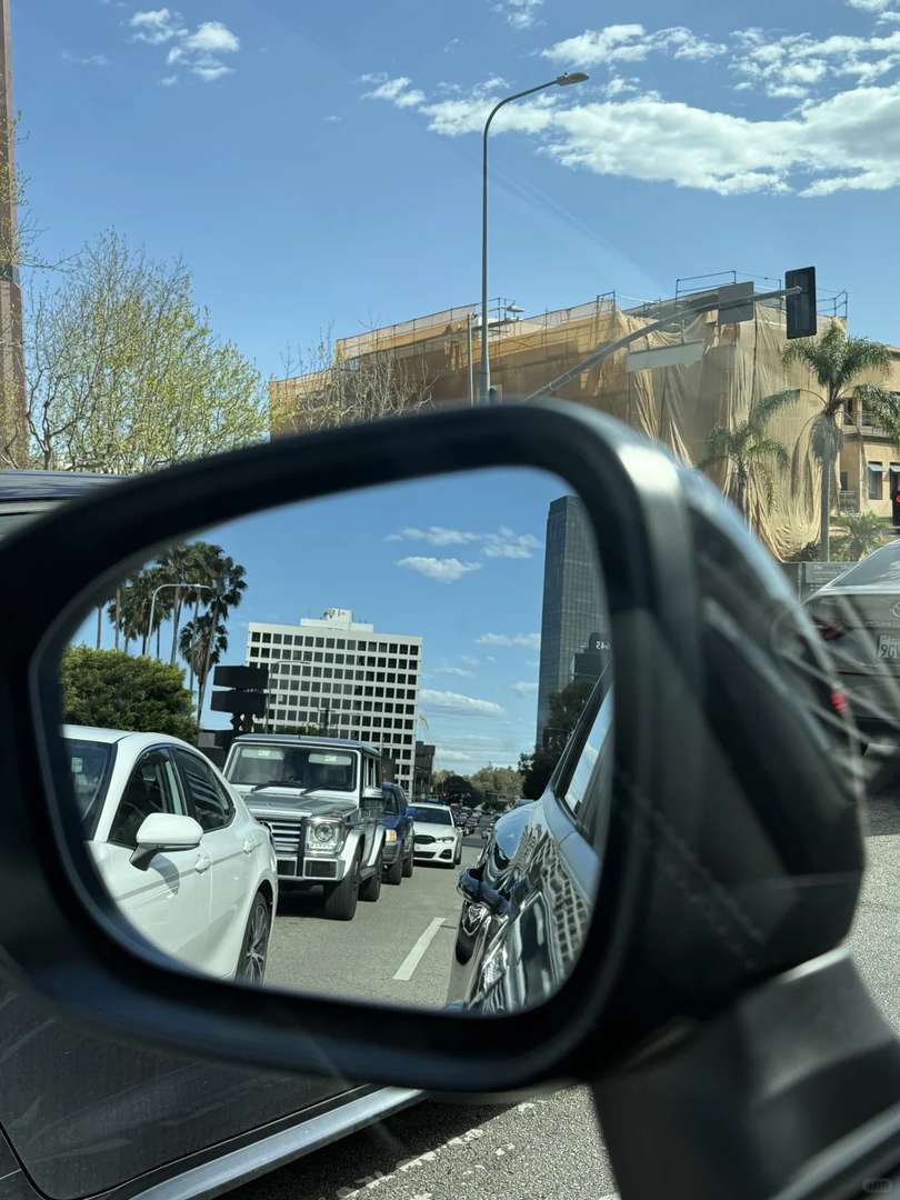 Günstige Autovermietung in Los Angeles für eigenständige Abenteuer [2023 Leitfaden]