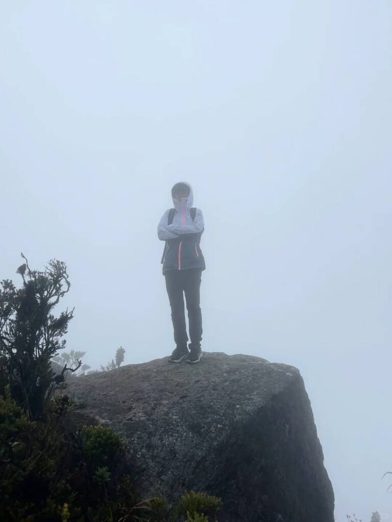 أفضل 10 مسارات للمشي لمسافات طويلة وspots للتسلق بالقرب من بوغوتا، كولومبيا ⛰️