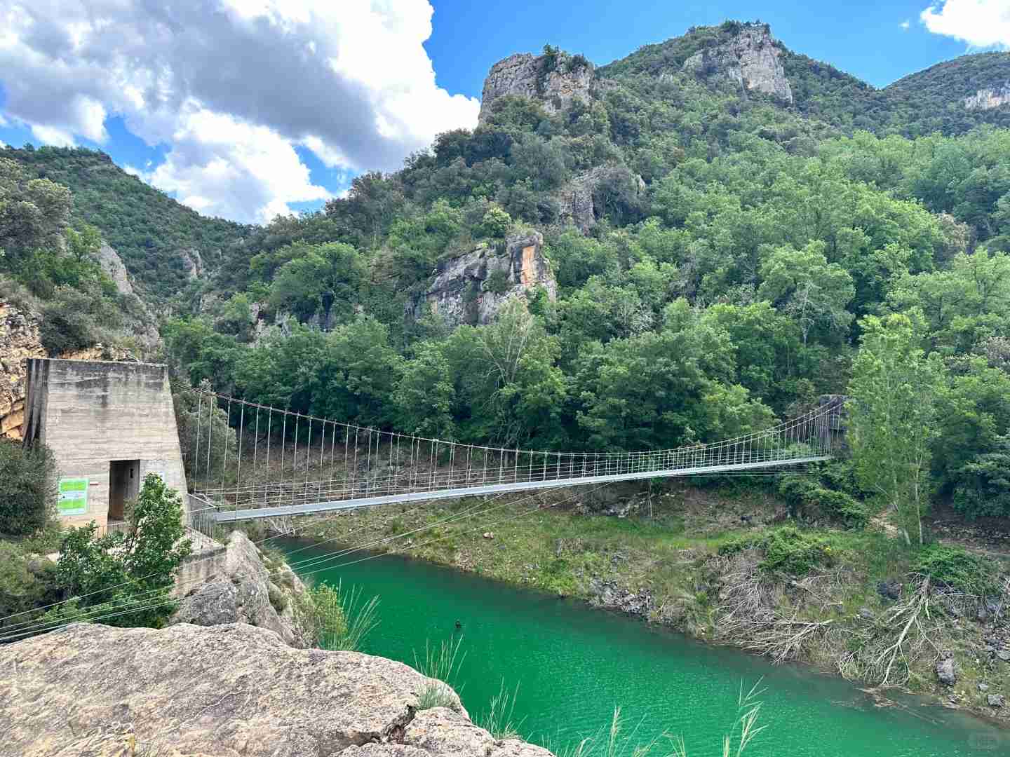 Best Hiking Routes Near Lleida for Scenic Nature Walks