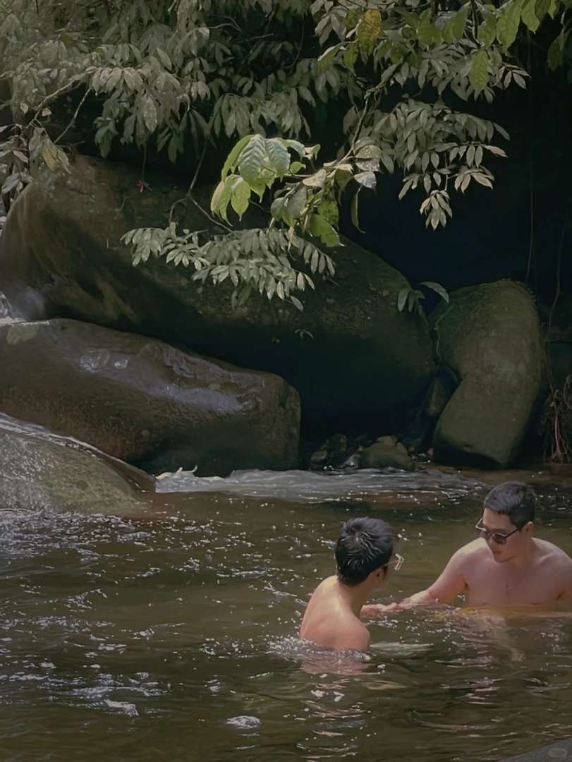 Brazil 🇧🇷 How to Embrace the Wild Man Lifestyle in the Amazon