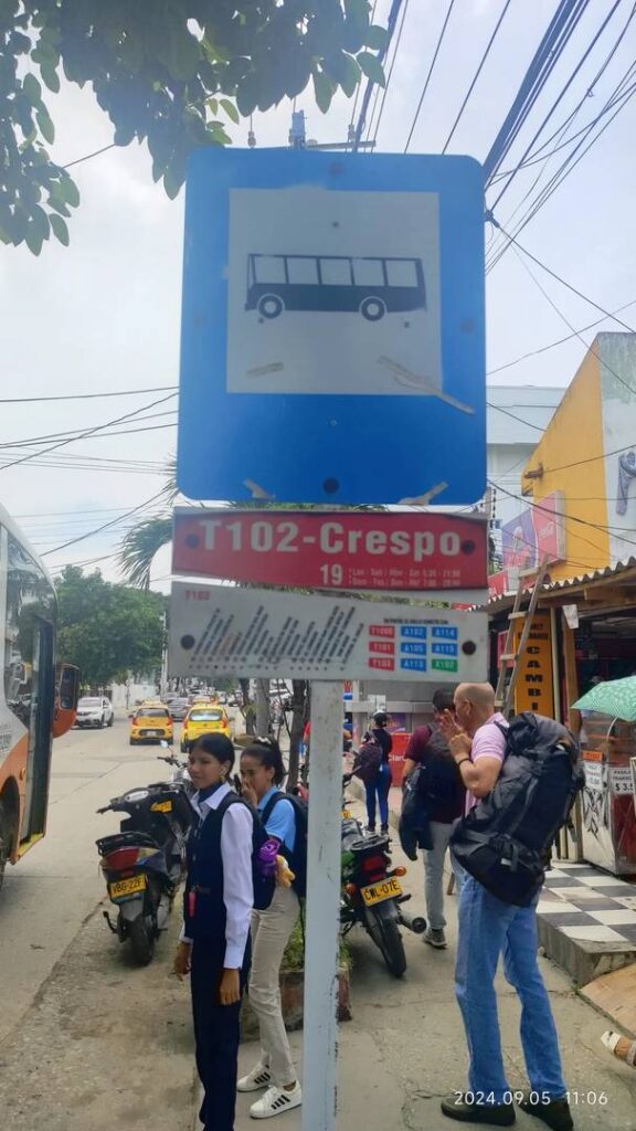 Colombia Cartagena Airport: Bus Transfer to City Center