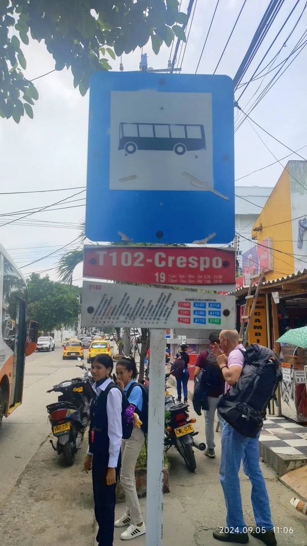 Colombia Cartagena Airport: Bus Transfer to City Center