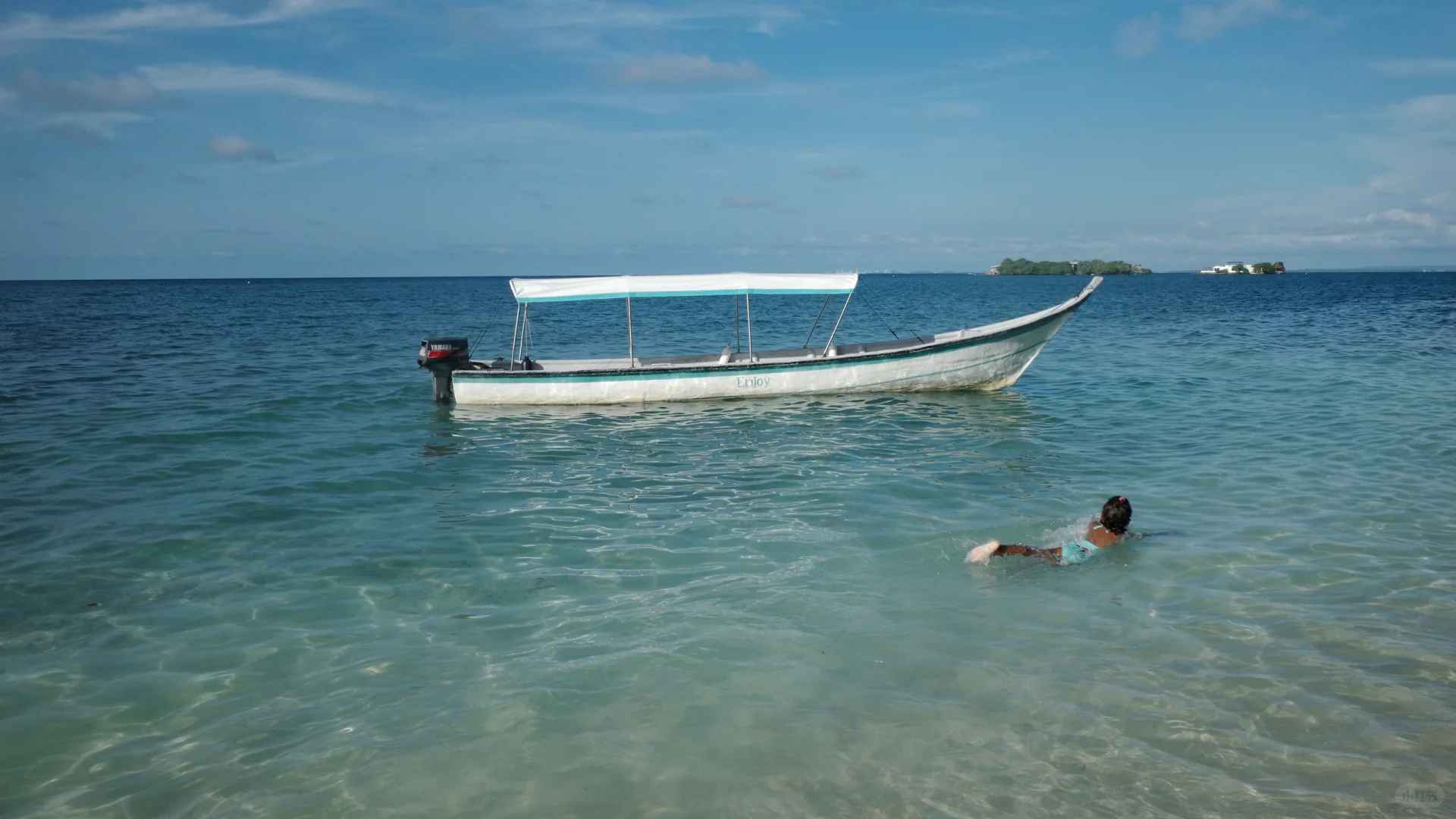 Colombia Summer Getaways: Isla Grande Cartagena Beaches 🌊
