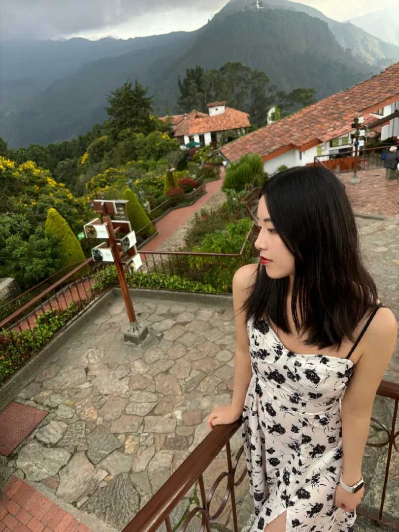 Colombia Travel Guide: Bogota Attractions and Local Tips 🇨🇴