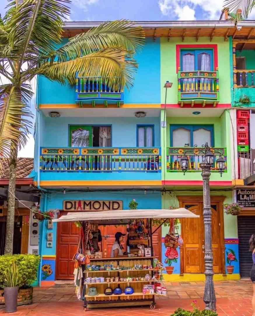 Colombia Travel Guide: Explore the Vibrant South American Paradise Now