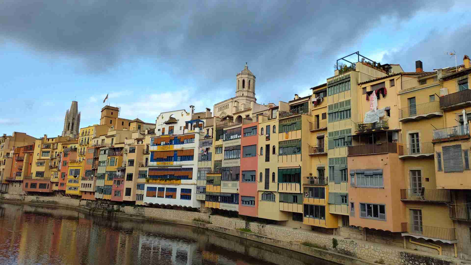 -Day Barcelona Self-Drive Rental for 156 Euros with Practical Parking Pass
