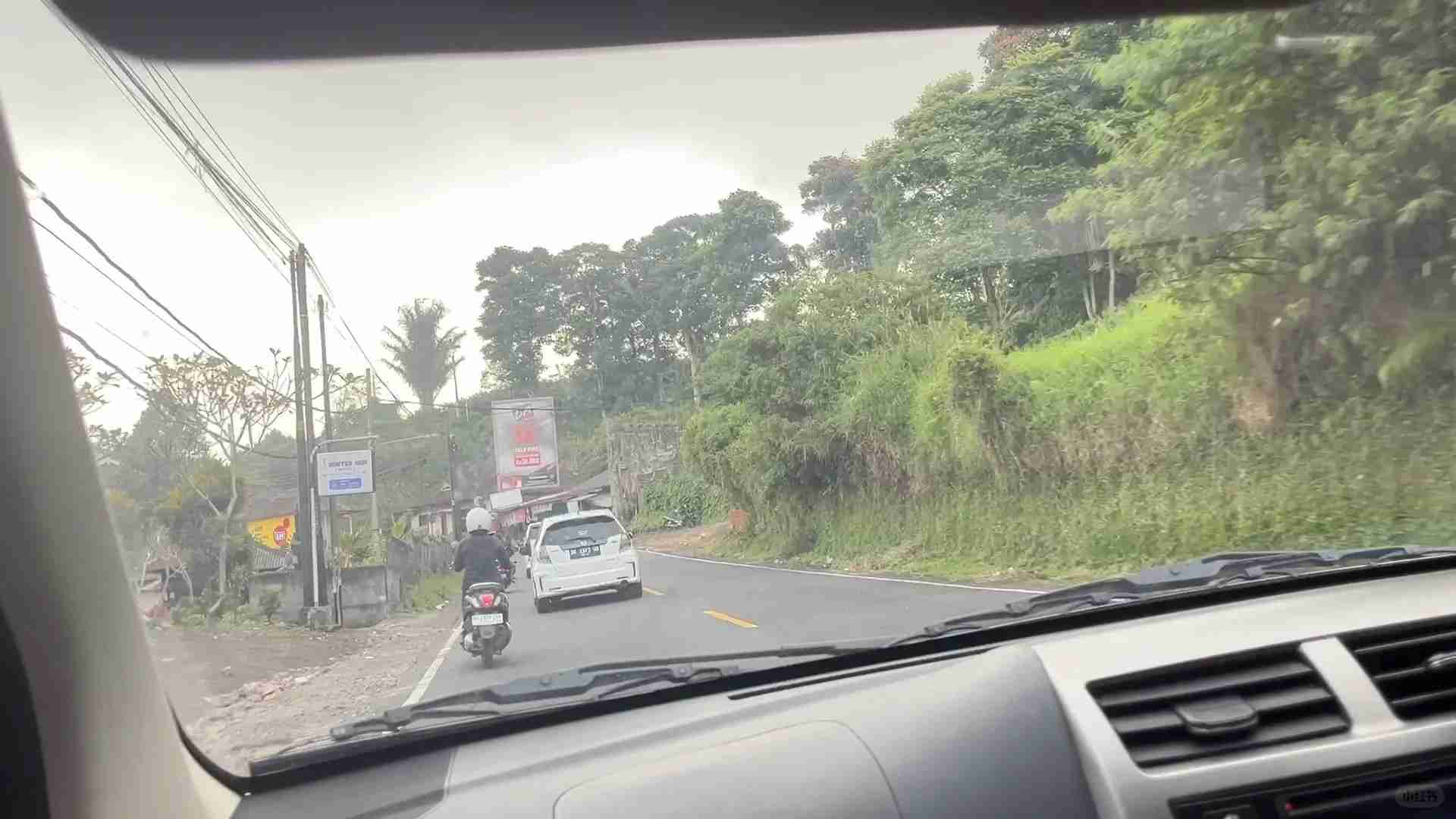 Aventure de Conduite Autonome d'Un Jour : Le Guide Ultime pour Explorer Bali