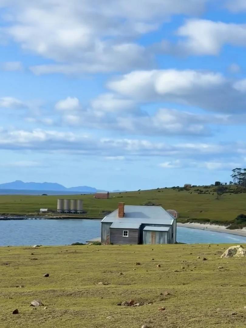 Discover Tasmania Travel Guide: 4 Hidden Gems for an Unforgettable Journey