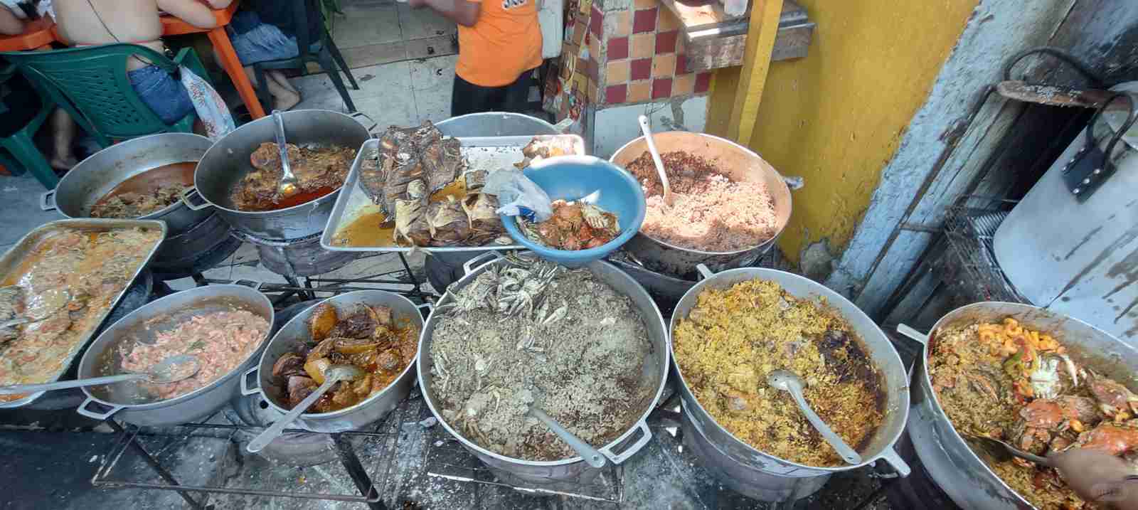 Enjoy a Delicious $60 Lobster Meal in Cartagena, Colombia | Best Seafood Dining