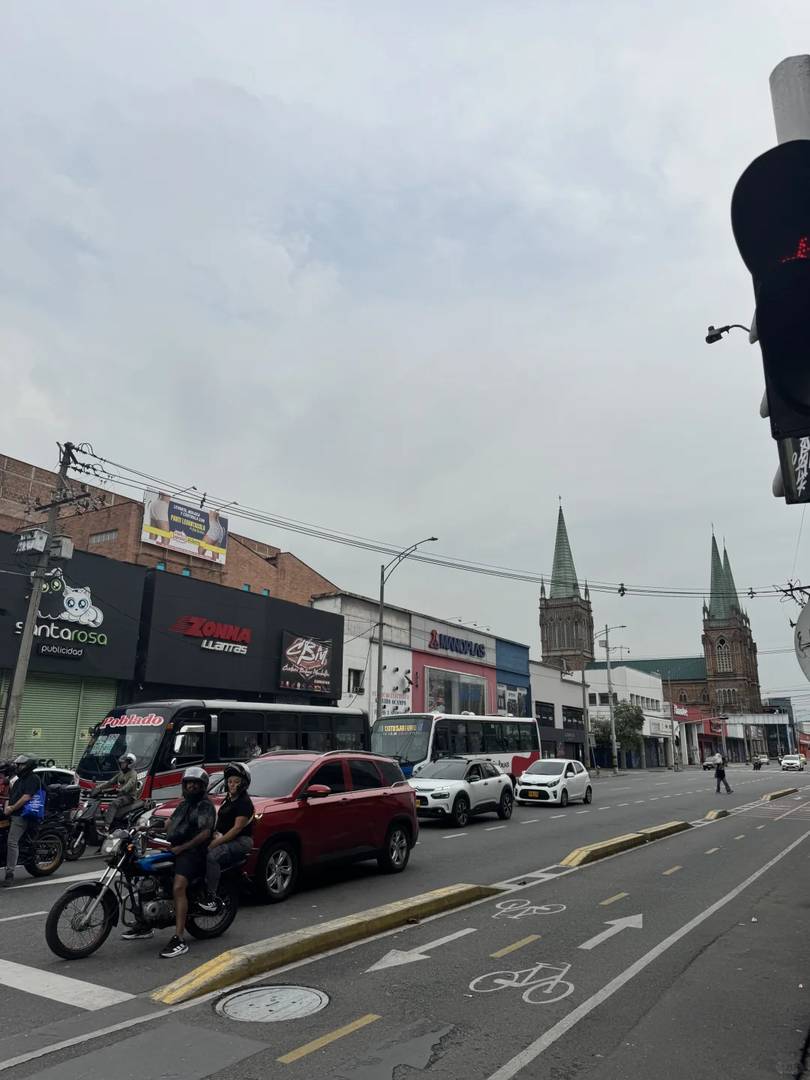 Expat Guide: Living in Medellin Colombia with Tips and Insights