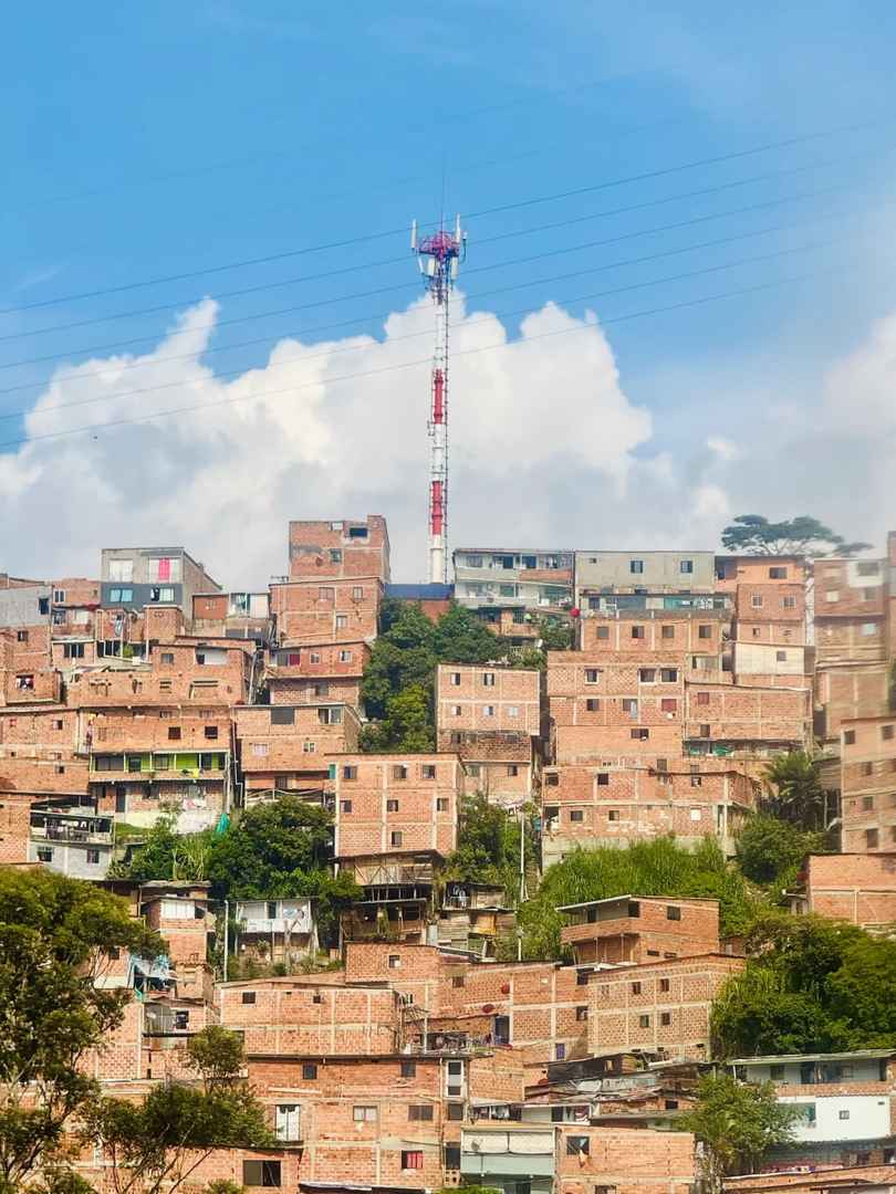 Experience the Affordable Six-Yuan Cable Car Ride in China