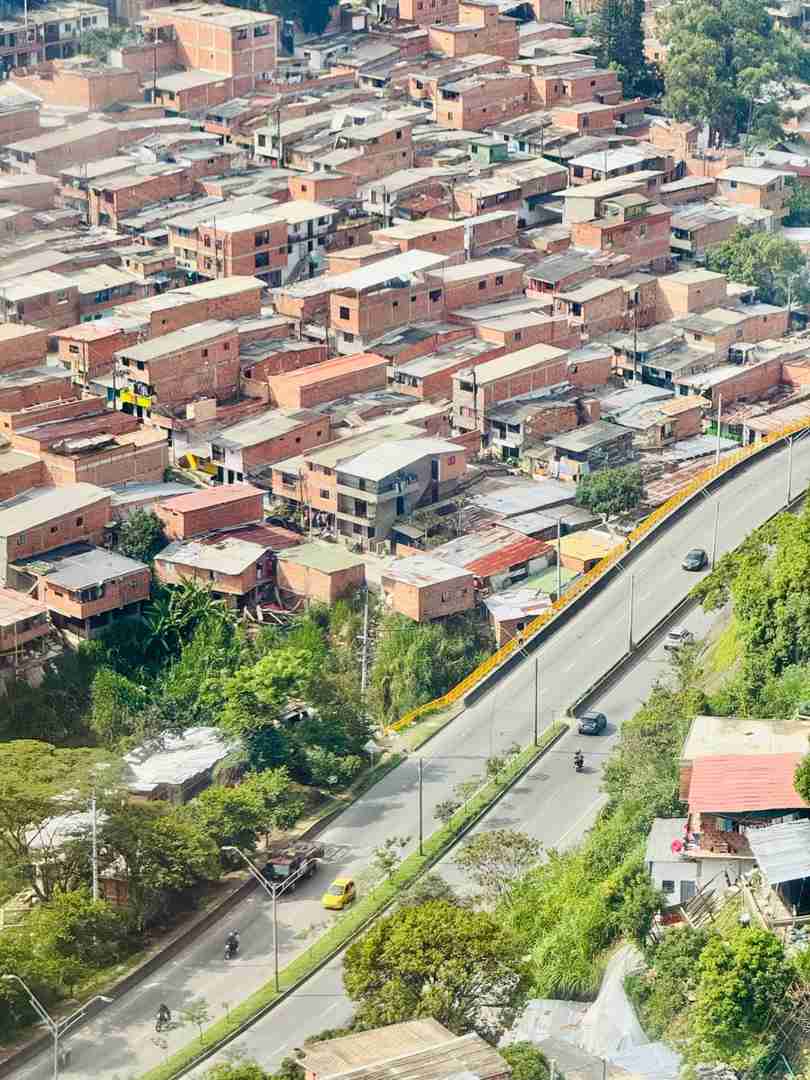 Experience the Affordable Six-Yuan Cable Car Ride in China