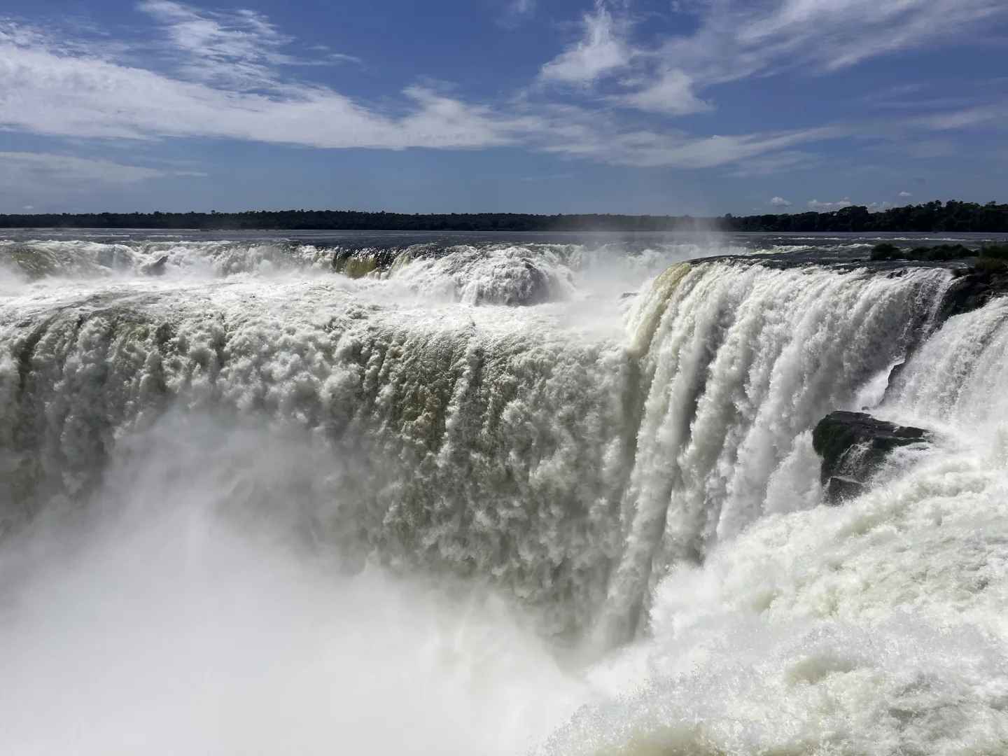 Experience the Iguazu Falls: 10-Hour Tour Spanning Two Countries