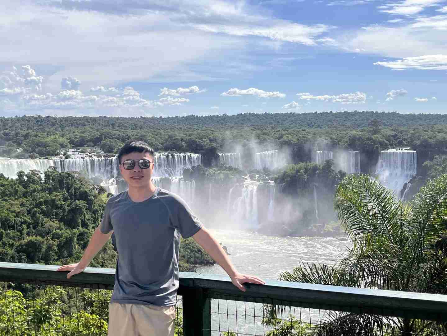 Experience the Iguazu Falls: 10-Hour Tour Spanning Two Countries