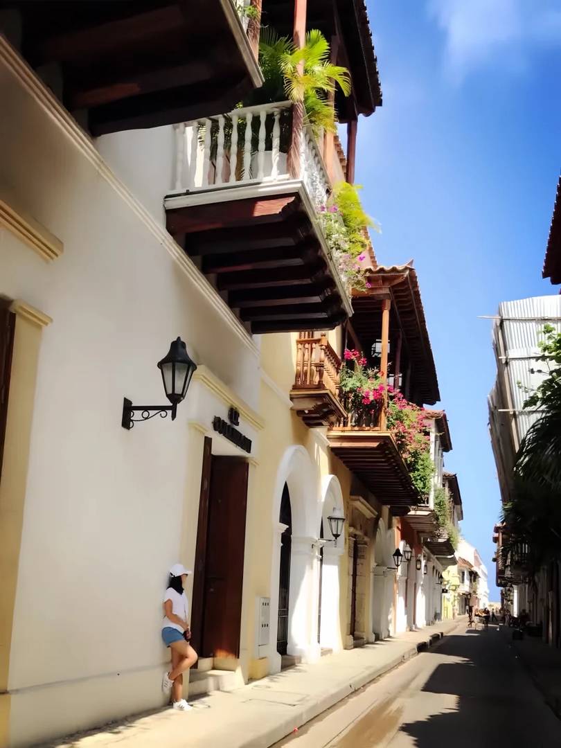 Explore Cartagena: The Enchanting City of Literature by the Sea