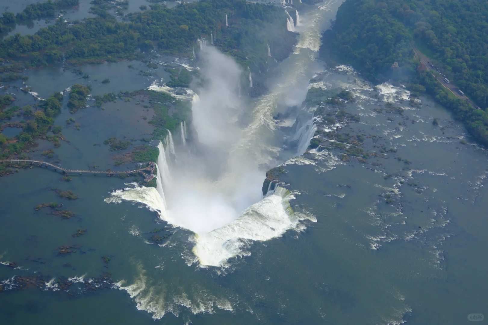 Explore Iguazu Falls: Iconic Filming Location in Wong Kar-wai Movies