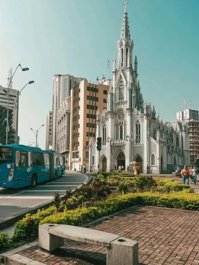 Explore the Beauty of Colombia: Travel Guide and Hidden Gems