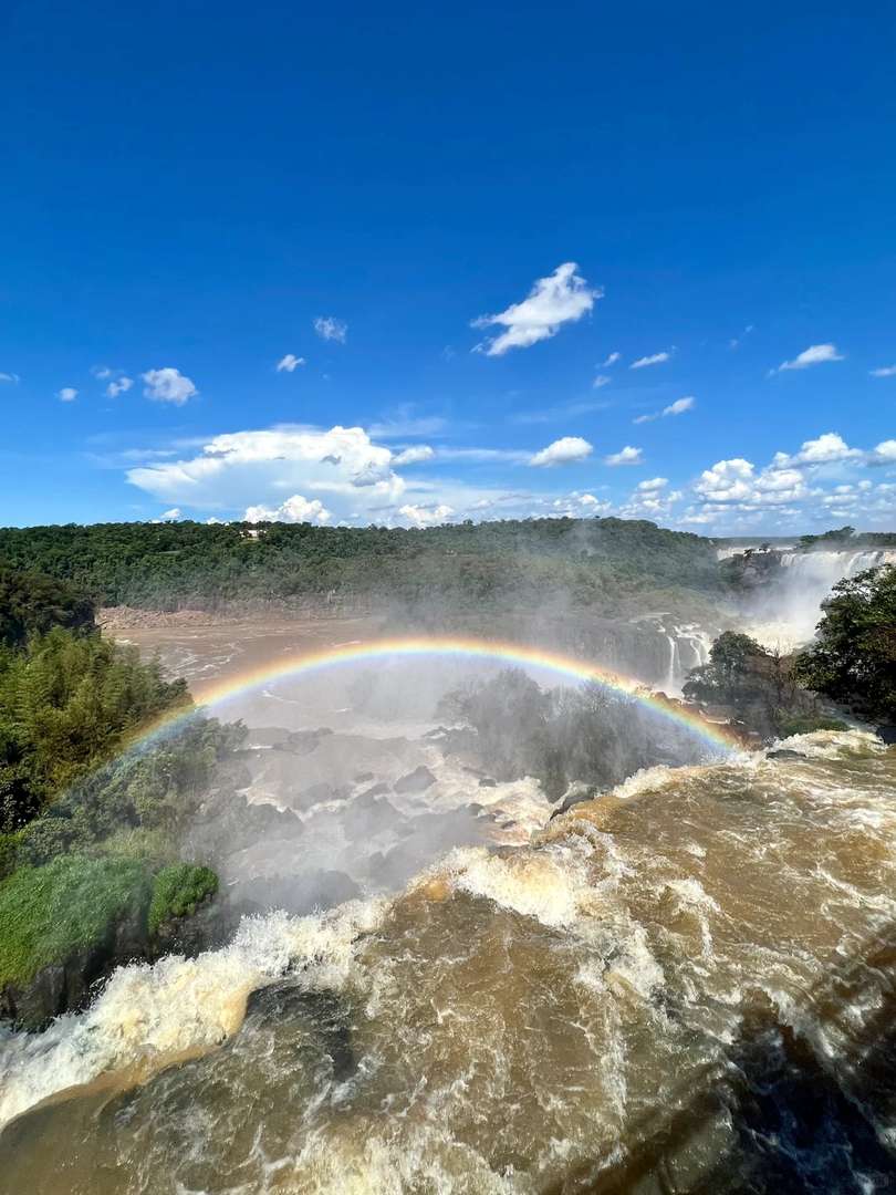 Explorando as Deslumbrantes Cataratas do Iguaçu: Um Guia para Viajantes na Argentina