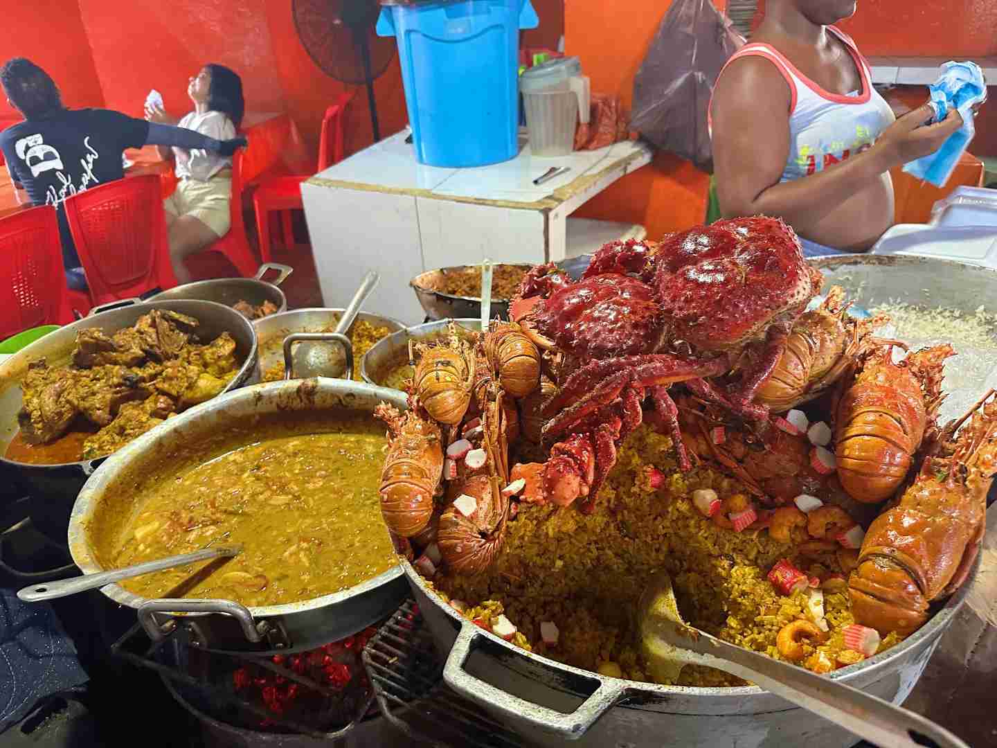 Explore the Vibrant Cartagena Local Market for Authentic Souvenirs