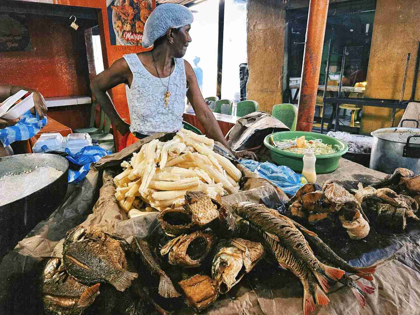Explore the Vibrant Cartagena Local Market for Authentic Souvenirs