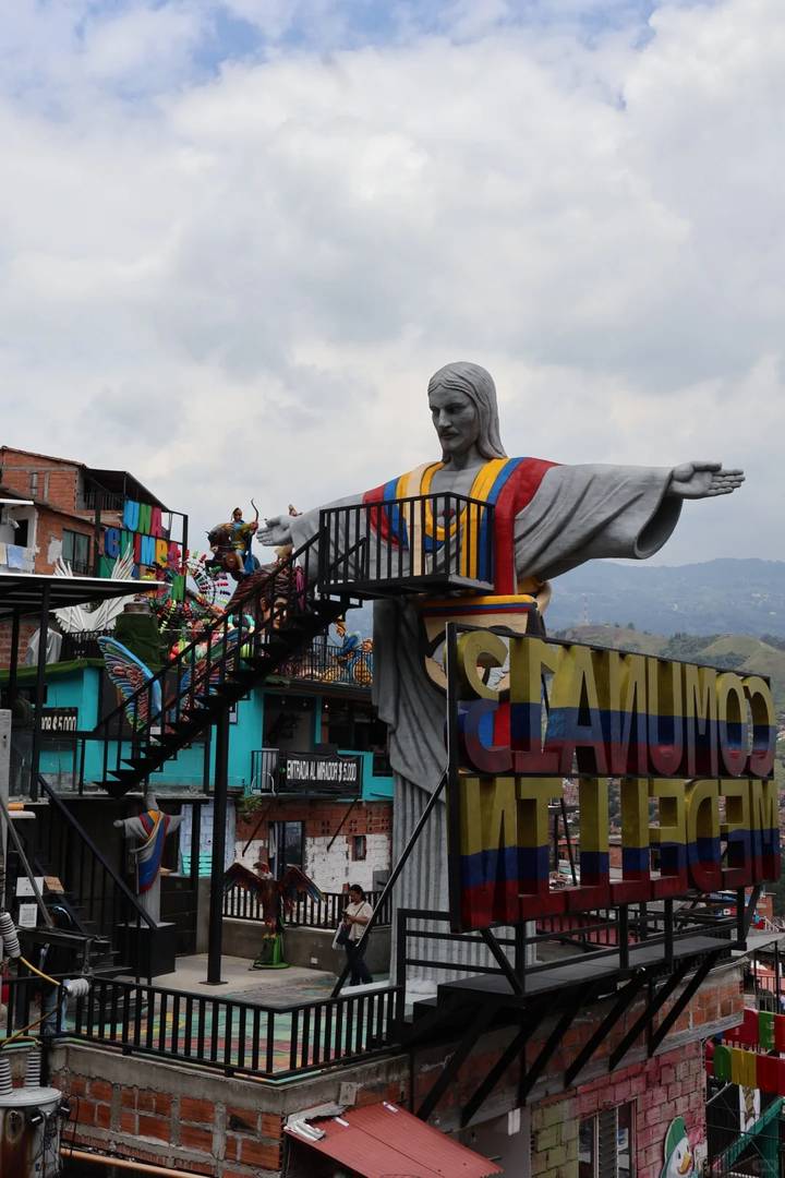 Exploring Medellín: Once the World's Most Dangerous City 🇨🇴