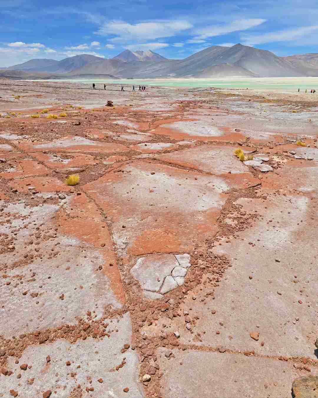 How to Plan a Budget-Friendly Self-Guided Tour of Atacama's Salt Lakes?