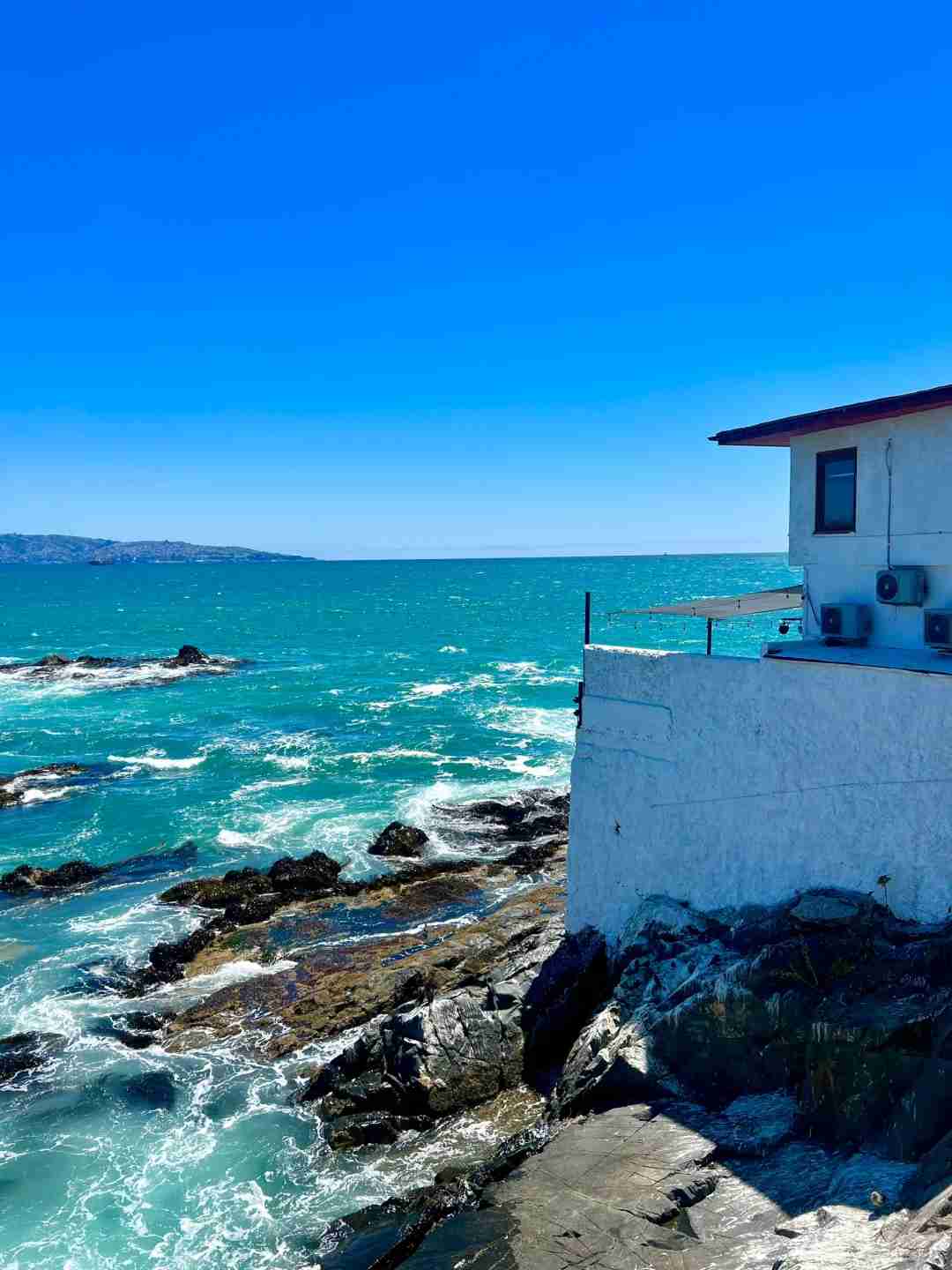 How to Plan a Budget Self-Guided Tour to Santiago's Jelly Sea?