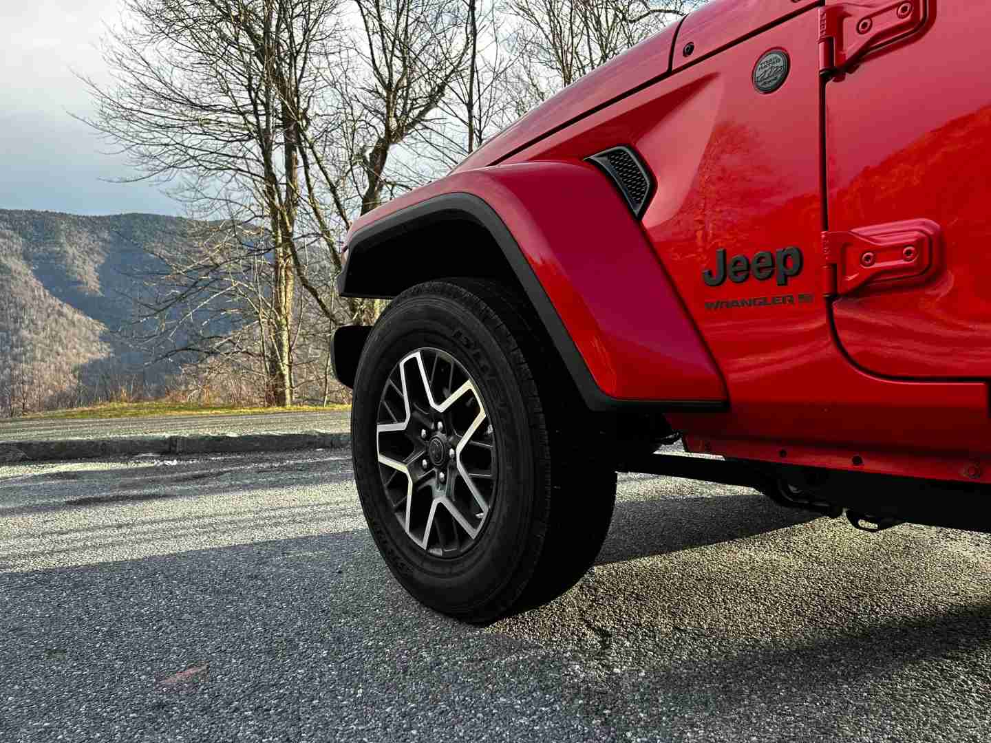 How to Rent a Car Under 25 Cheap: A Step-by-Step Guide for Young Drivers
