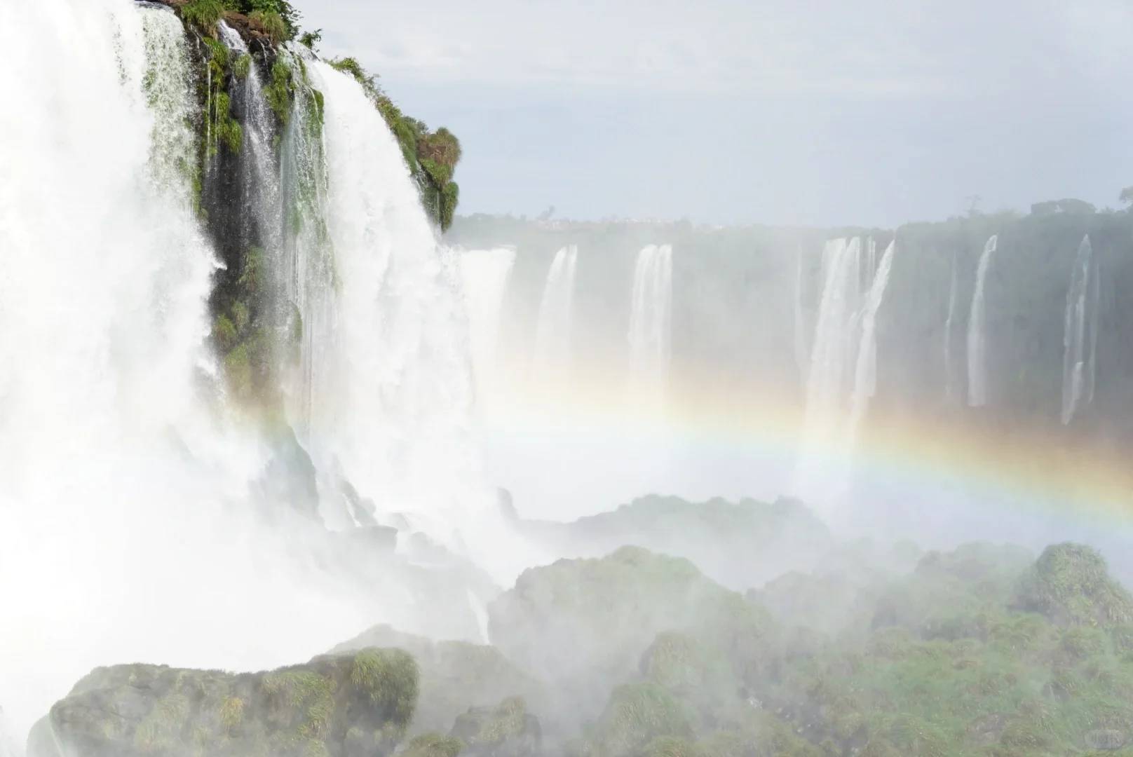 Iguazu Falls: Brazil & Argentina Border | Natural Wonders