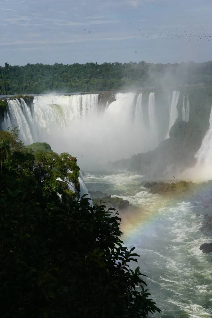 Iguazu Falls: Brazil & Argentina Border | Natural Wonders