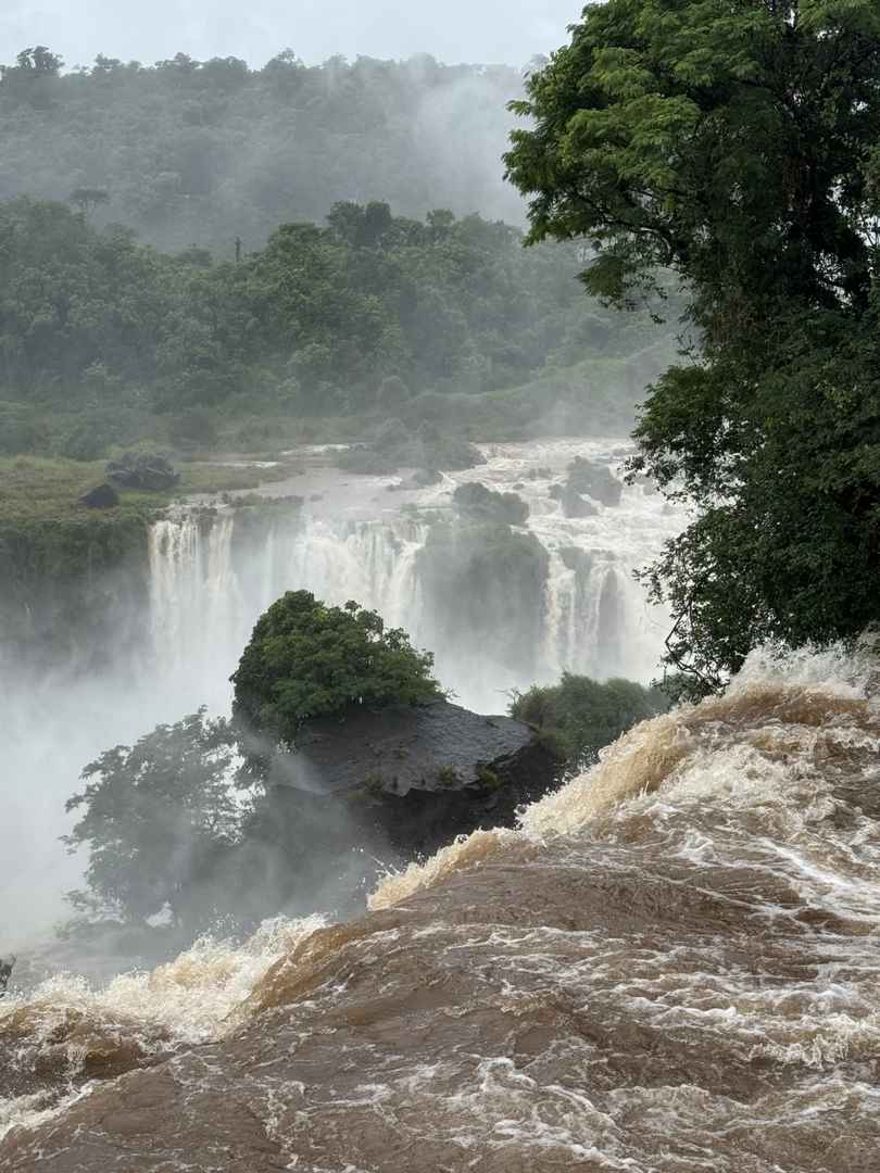 Guide de voyage pour les chutes d'Iguazu : visites à la frontière entre l'Argentine et le Brésil