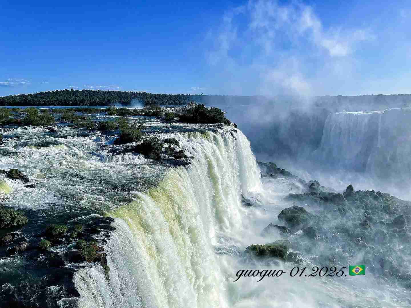 Iguazu Travel Guide for Families: Brazil 🇧🇷 Adventure Tips