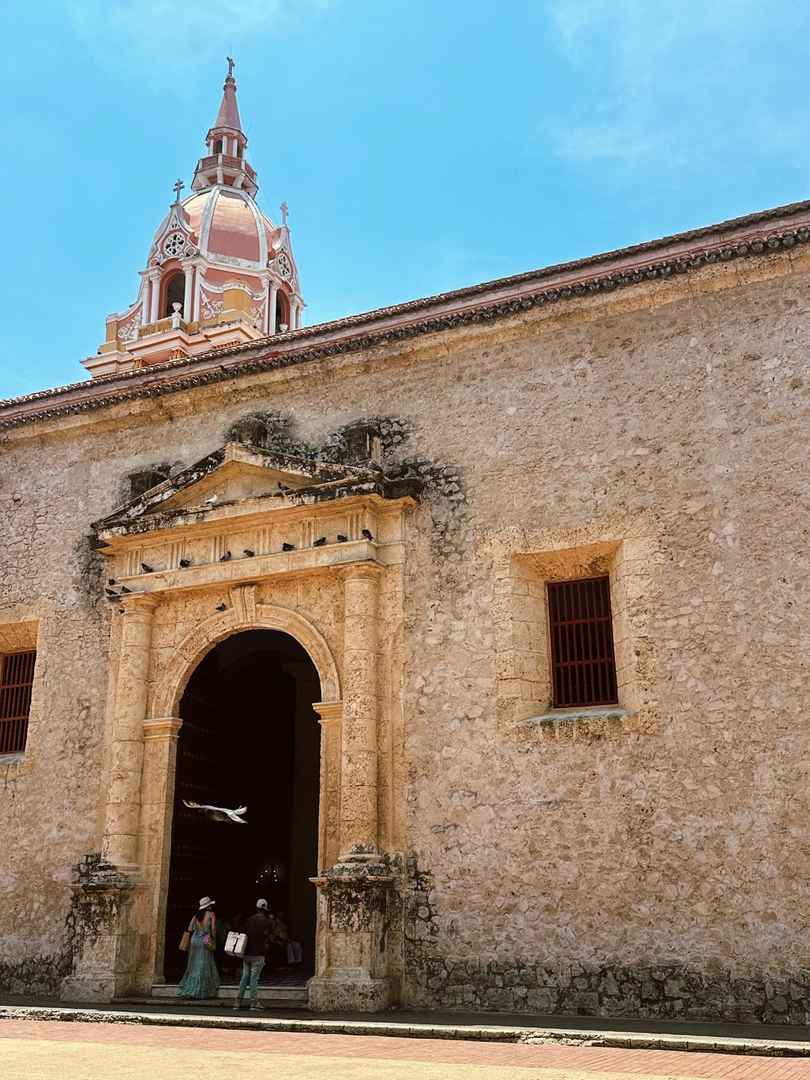 Is Cartagena Colombia Worth Visiting for Stunning Views & Culture?