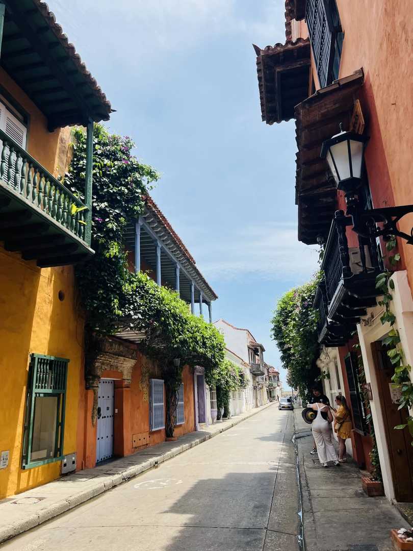 Is It Worth Visiting Cartagena? A Traveler's Guide to Exploring
