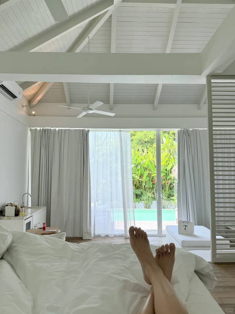 Makali: Canggu's Charming White House for Digital Nomads