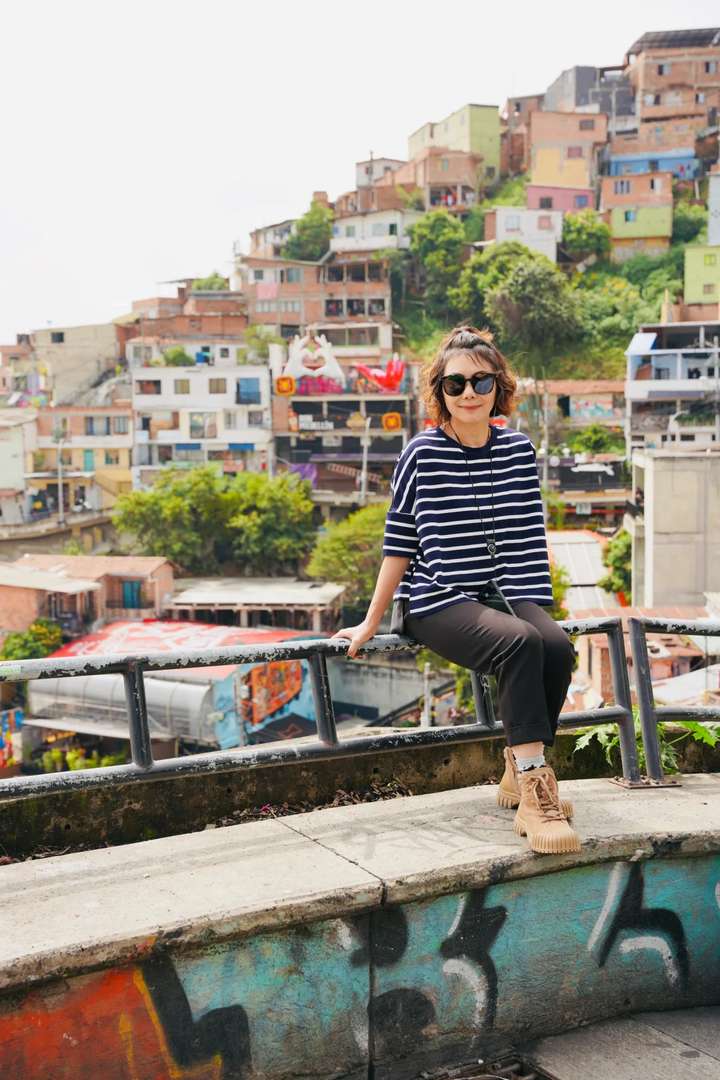 Medellin City Tour: Explore Hidden Gems with Local Guides