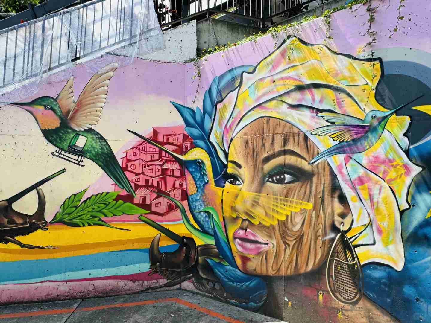 Medellin City Tour: Explore Hidden Gems with Local Guides