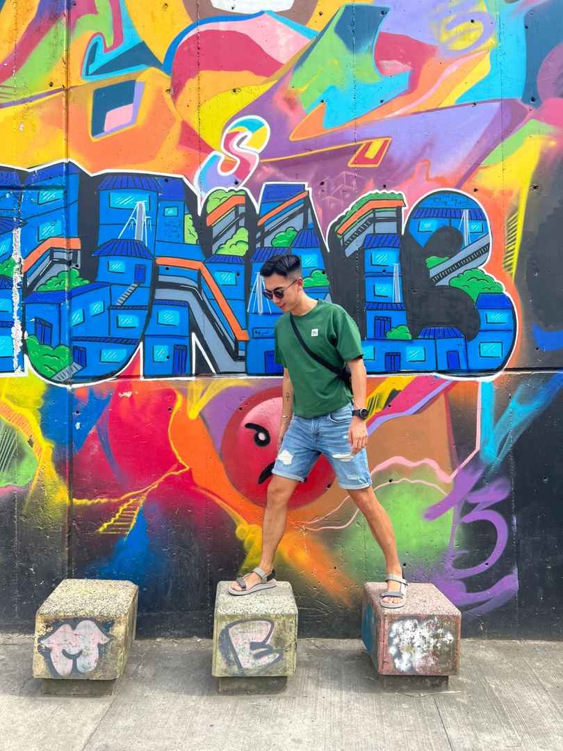 Medellin Colombia: From Drug Lords to a Thriving, Safe City Today