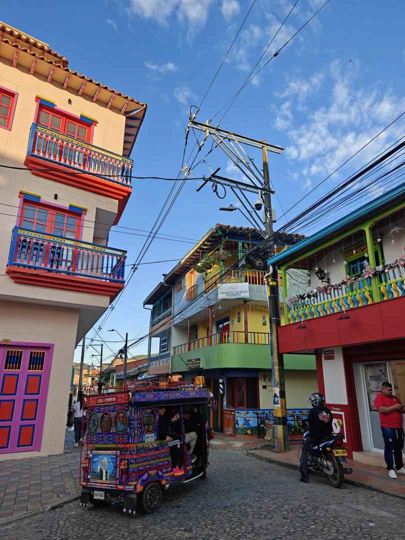 Medellin Hotel Booking Challenges During Holidays: No Rooms, No Bogota Tickets
