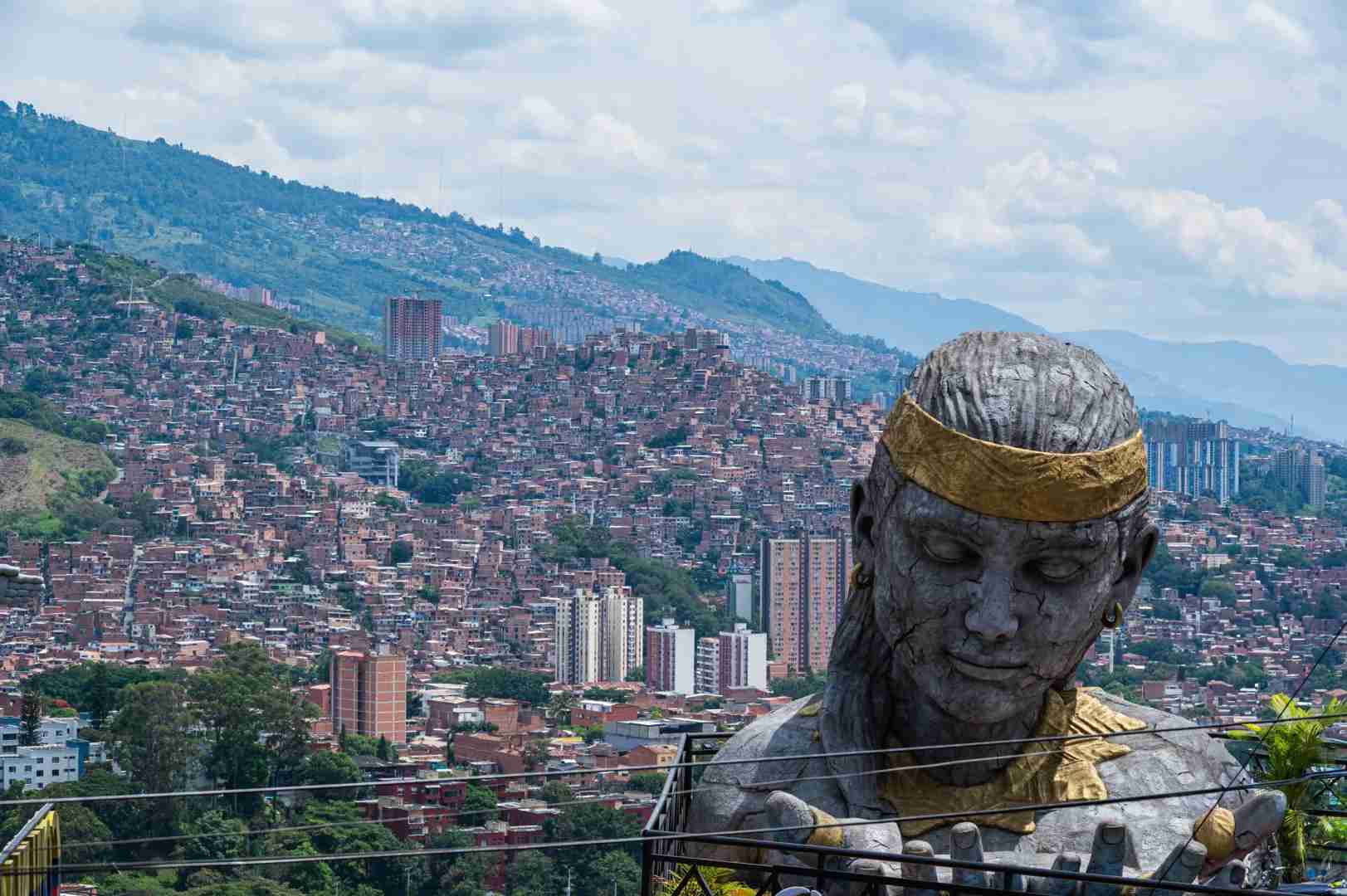 Medellín Streets: A Flow of Magical Realism and Vibrant Culture