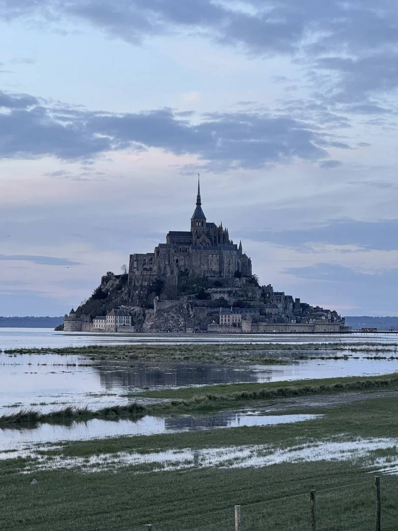 Mont Saint-Michel Tidal Castle: 2-Day 1-Night Travel Itinerary Guide