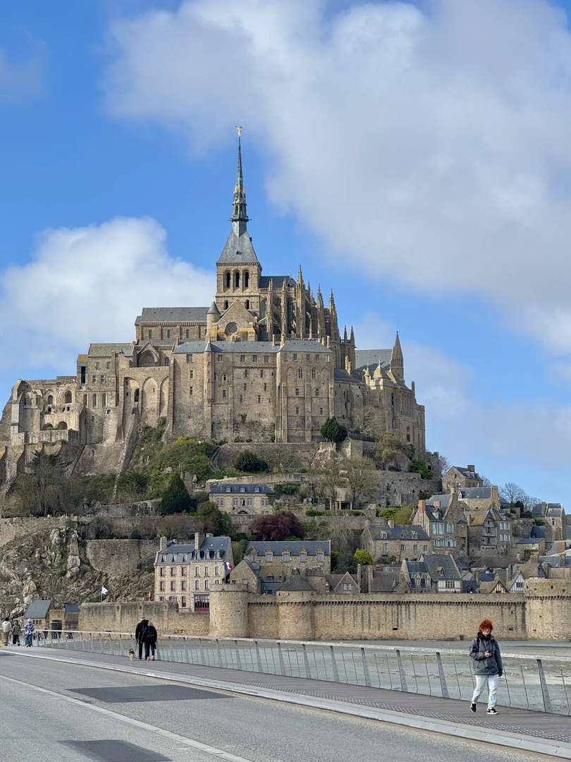 Mont Saint-Michel Tidal Castle: 2-Day 1-Night Travel Itinerary Guide