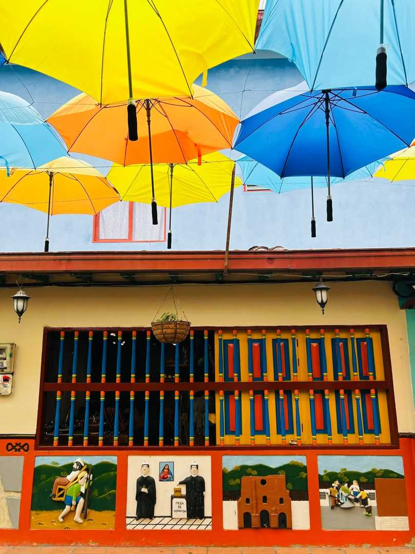 One-day Trip to Guatapé from Medellín Colombia | Best Tour Guide