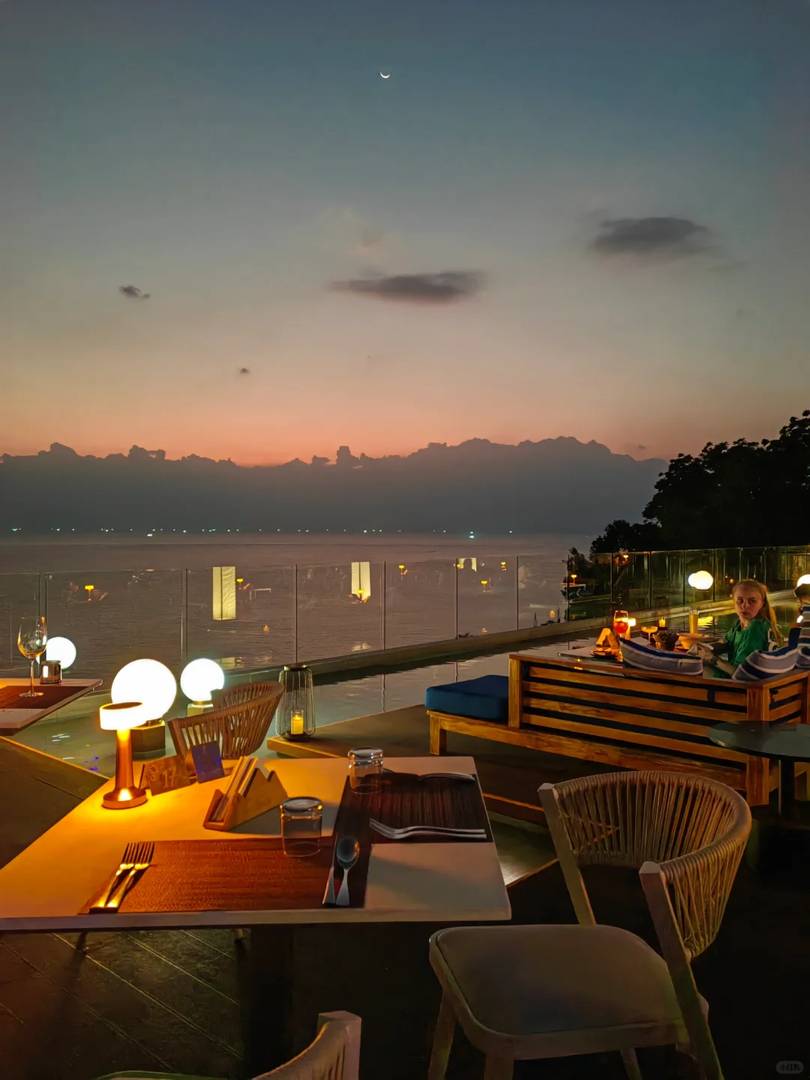 Phuket Fairy Hotel | Best Value with Breathtaking Cliff Sea Views