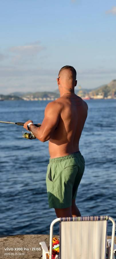 Rio Adventure Guide for Portuguese Illiterate, Struggling with English