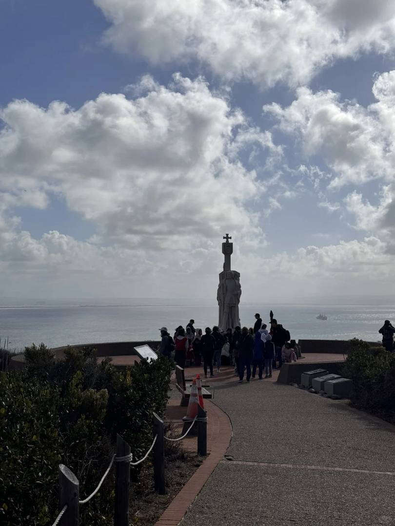 Santiago Private Car Day Tour: Stilvoll die Stadtmarken erkunden