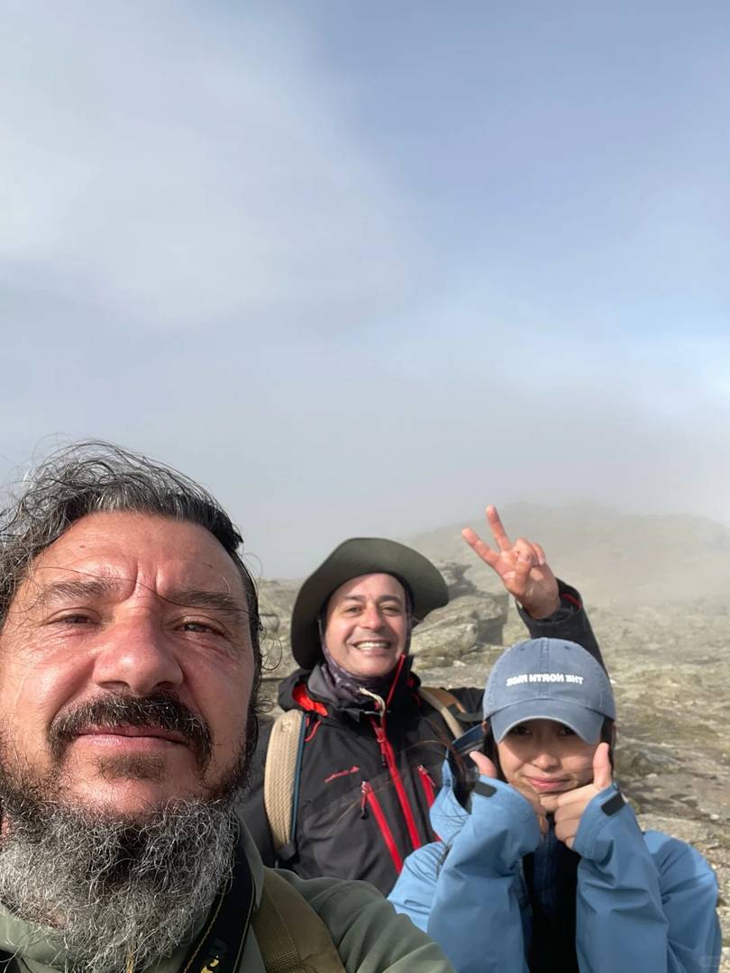 Solo Hiking Adventures: Exploring Nature One Step at a Time ⛰️