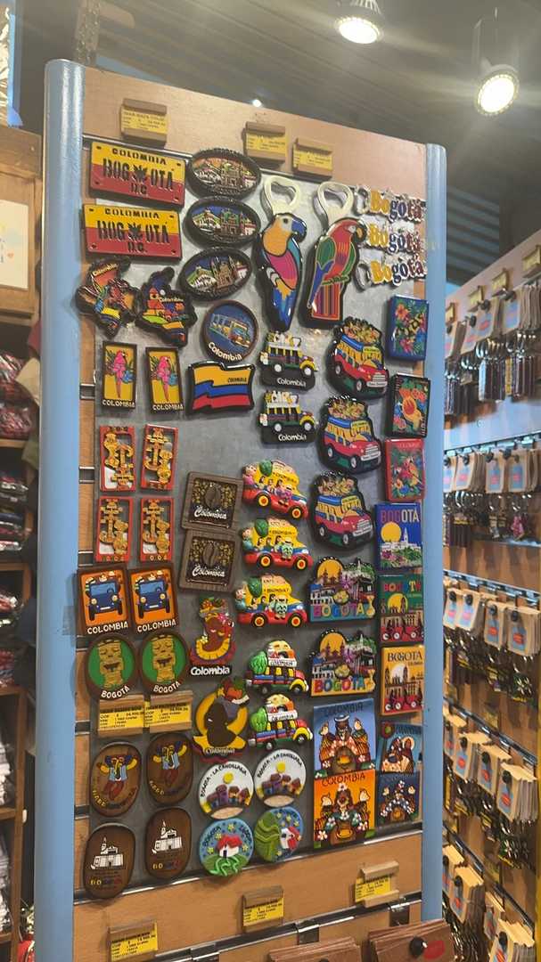 Unique Colombian Souvenirs for Travelers to Buy Online